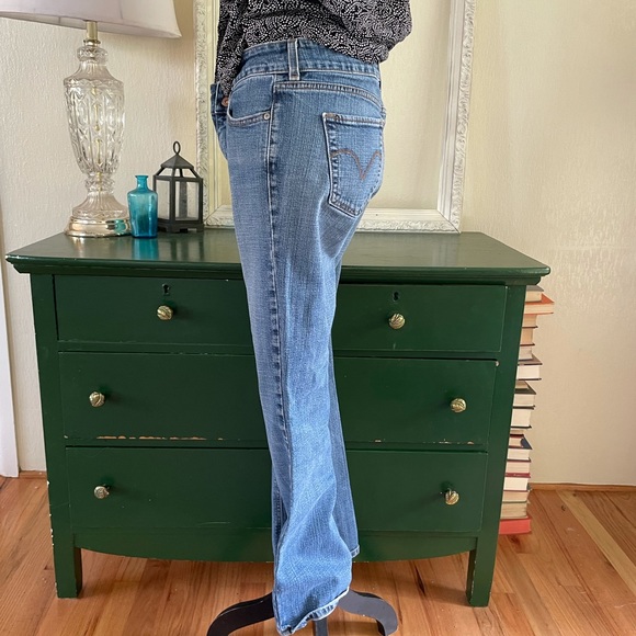 Women's Levis slender bootcut jeans - Picture 4 of 9